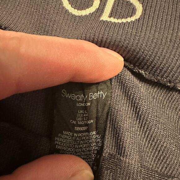 Sweaty Betty Animal Print Black and Gray Leggings size 12 - Picture 7 of 7